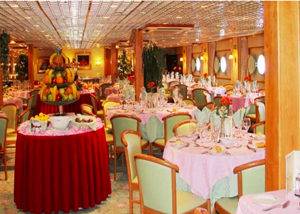 Restaurante crucero fluvial 